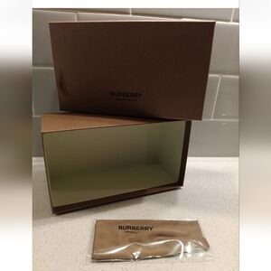 Burberry Sunglass Box Case with cloth